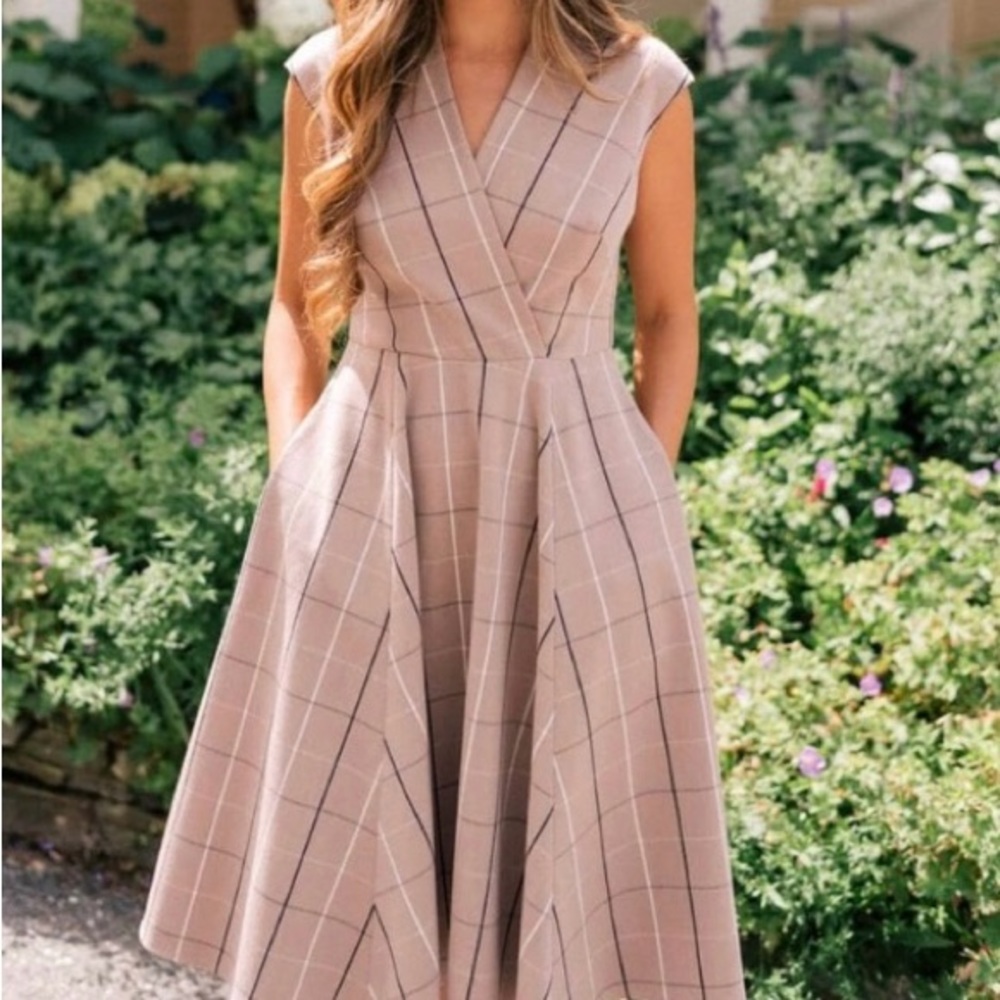 Gal Meets Glam Eva Plaid Dress